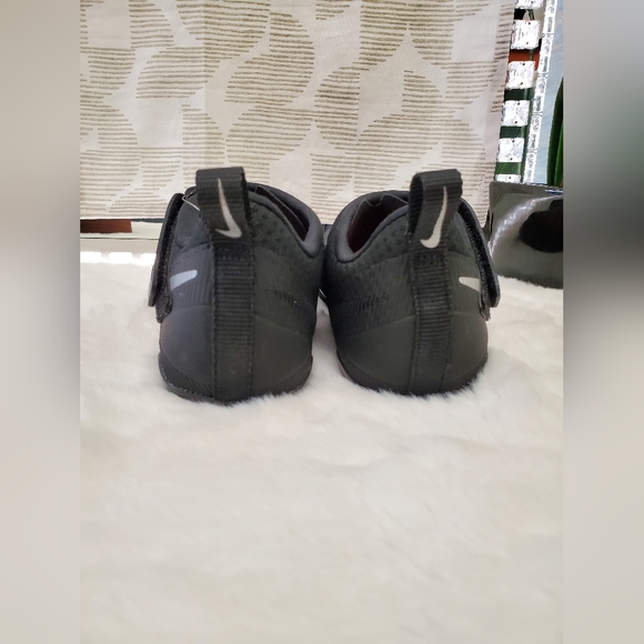 Nike SuperRep Cycle Women S Indoor Cycling Shoes Black/Hyper - Picture 4 of 12
